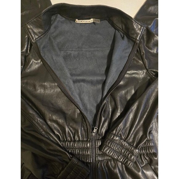 Alice And Olivia Levi Vegan Faux Black Leather Jumpsuit Size 4 NWOT $440 - Picture 9 of 12
